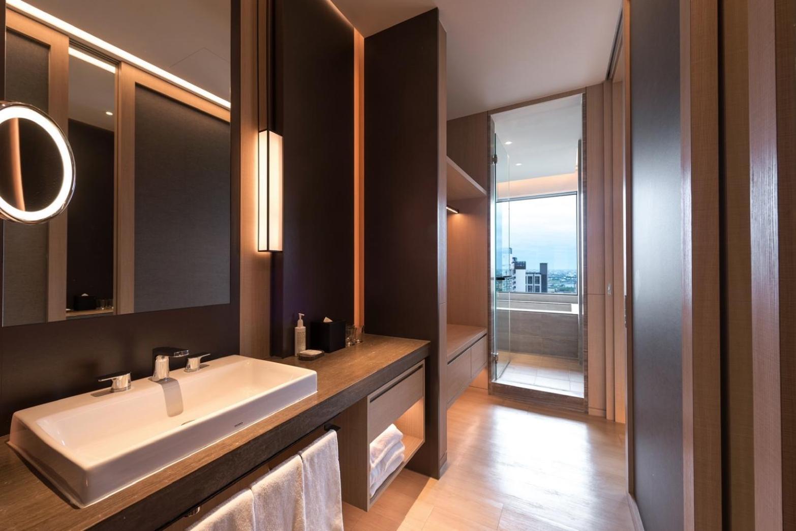 Mu Jiaoxi Hotel Exterior photo Bathroom