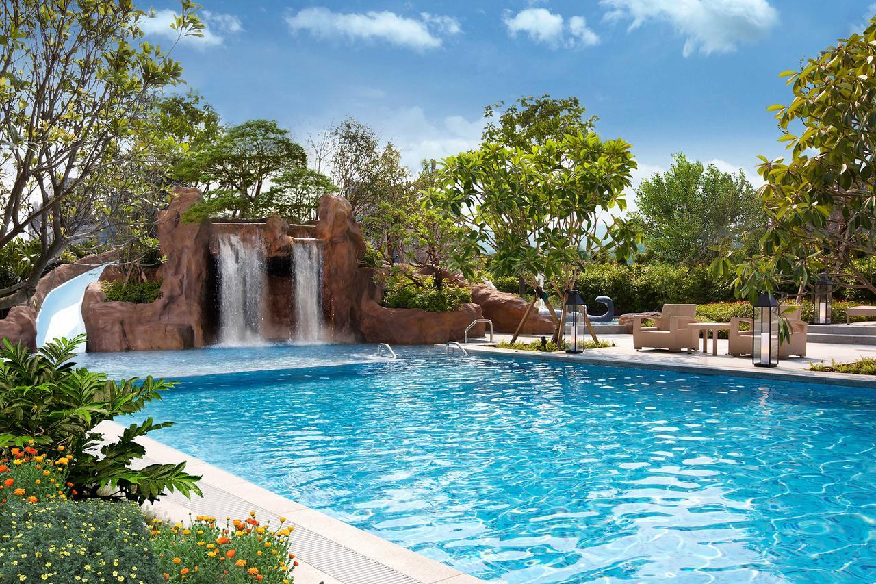 Mu Jiaoxi Hotel Exterior photo The swimming pool at the resort