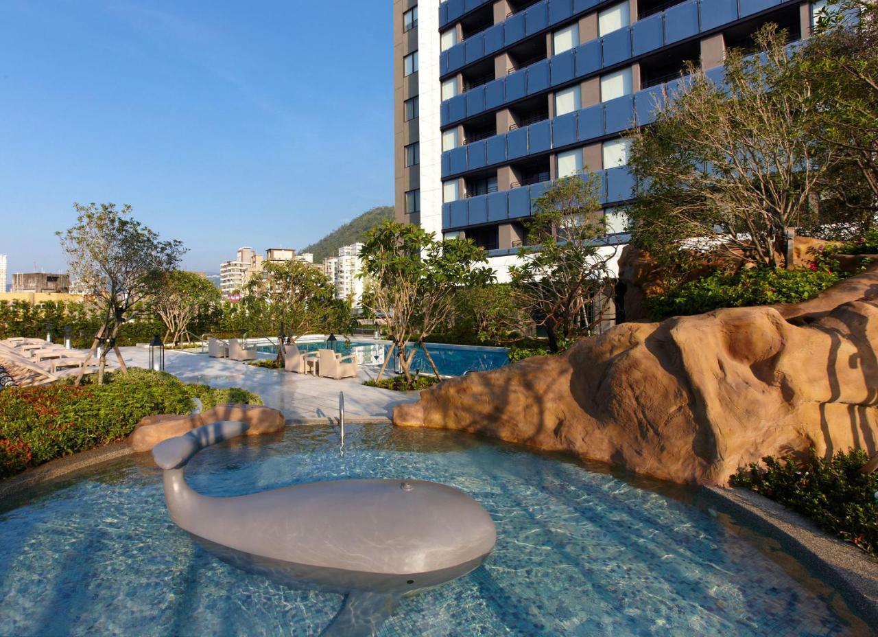 Mu Jiaoxi Hotel Exterior photo The outdoor swimming pool